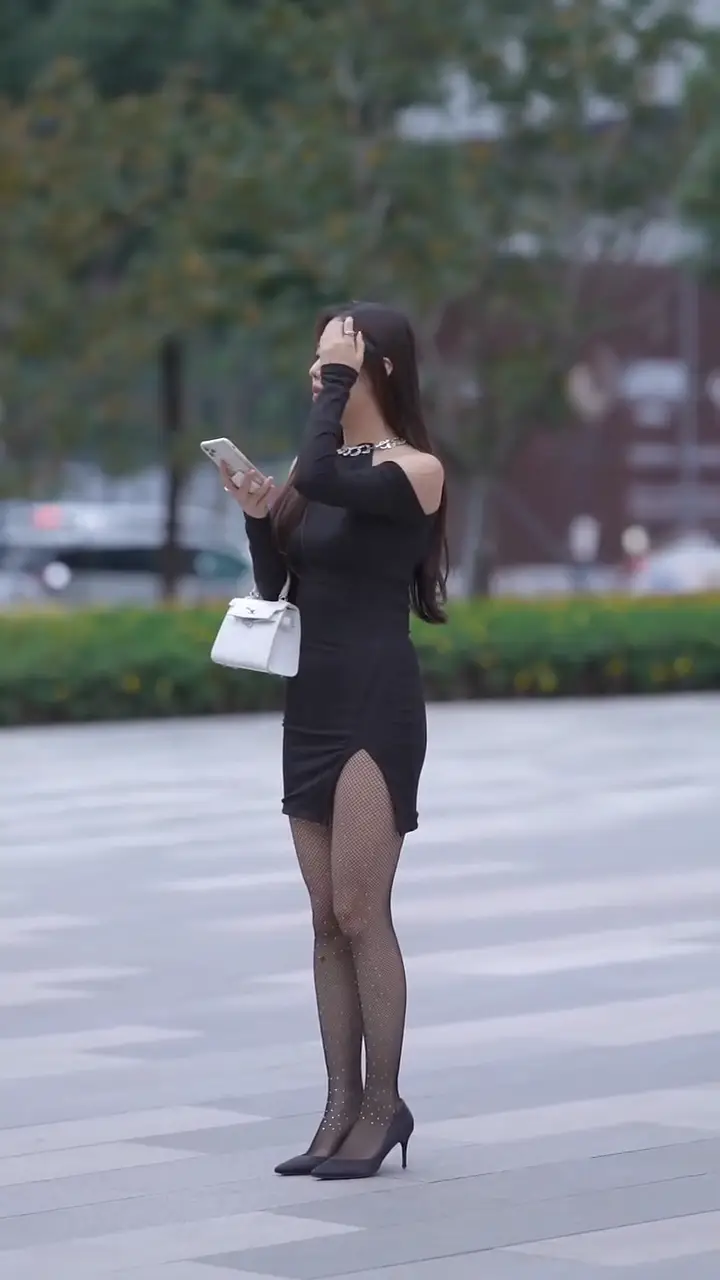 街拍小姐姐穿搭秀