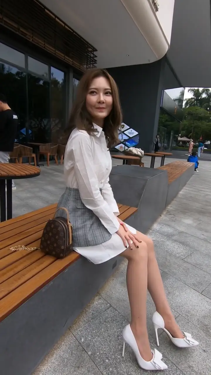 街拍美女穿搭