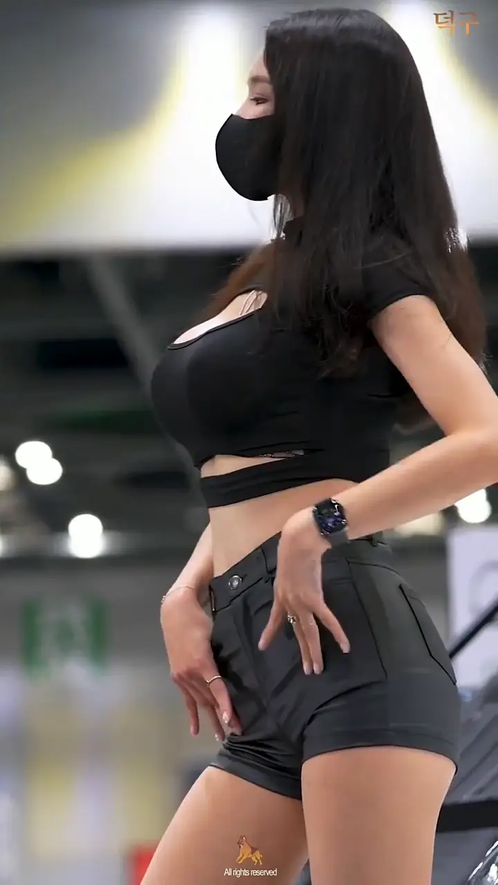 Auto Show Site韩国车模 레이싱 모 델Korean Beautiful Car Model