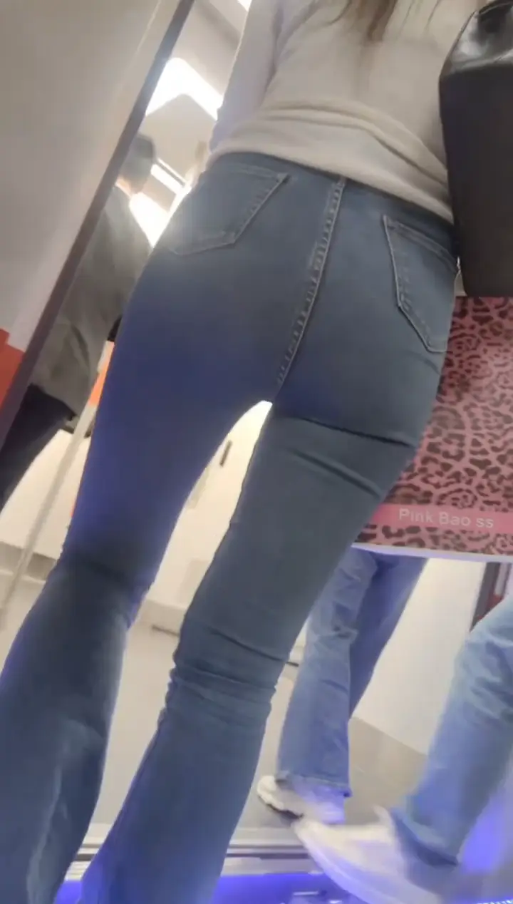 紧身裤美T完美身材
