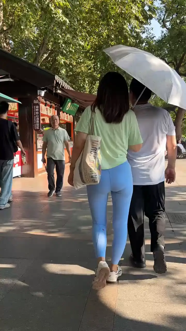 路人视角最美背影