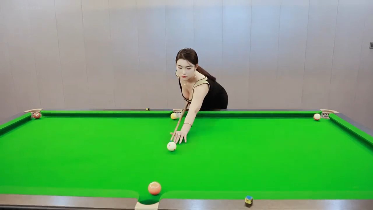 台球女孩Sexy Vacuum