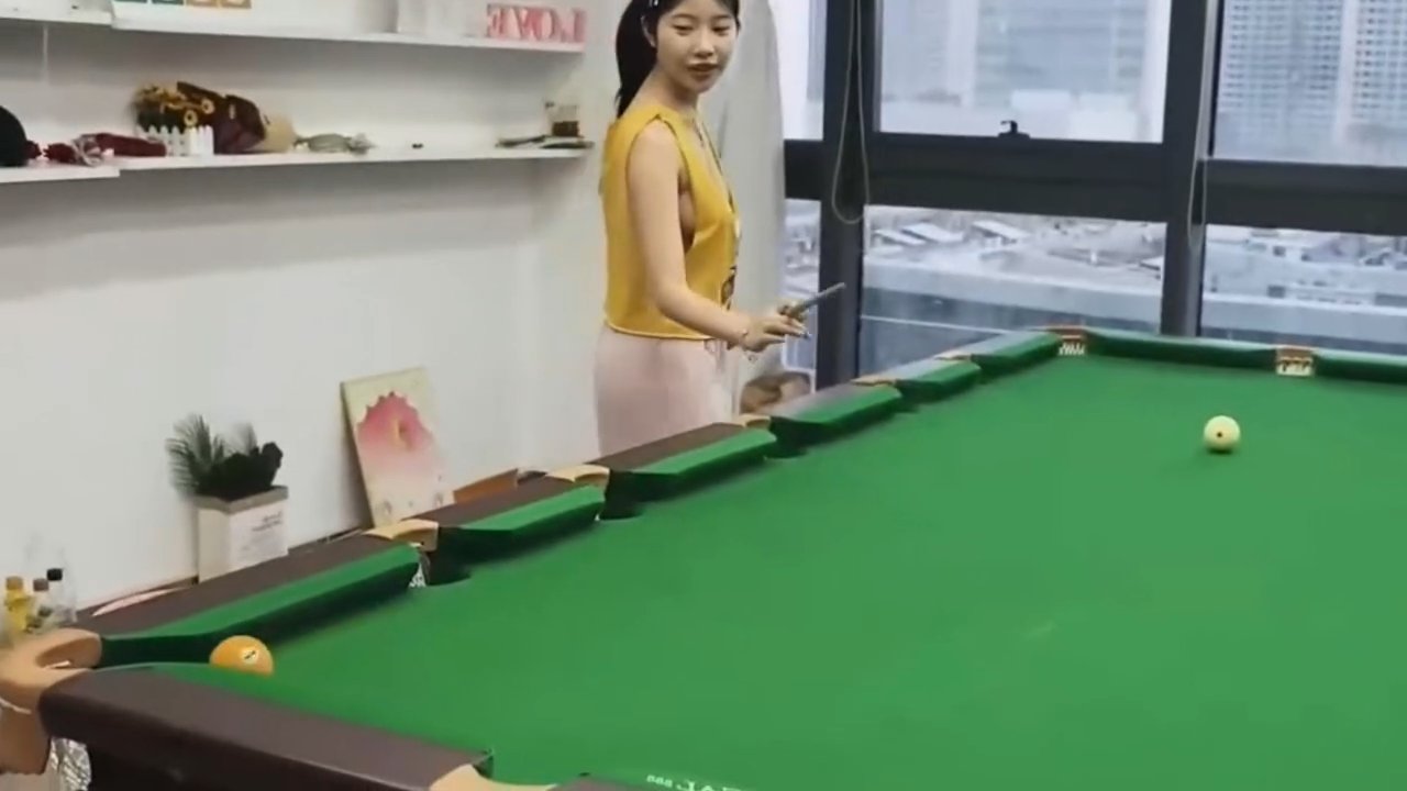 台球女孩Sexy Vacuum