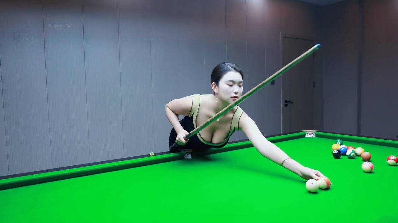 台球女孩Sexy Vacuum
