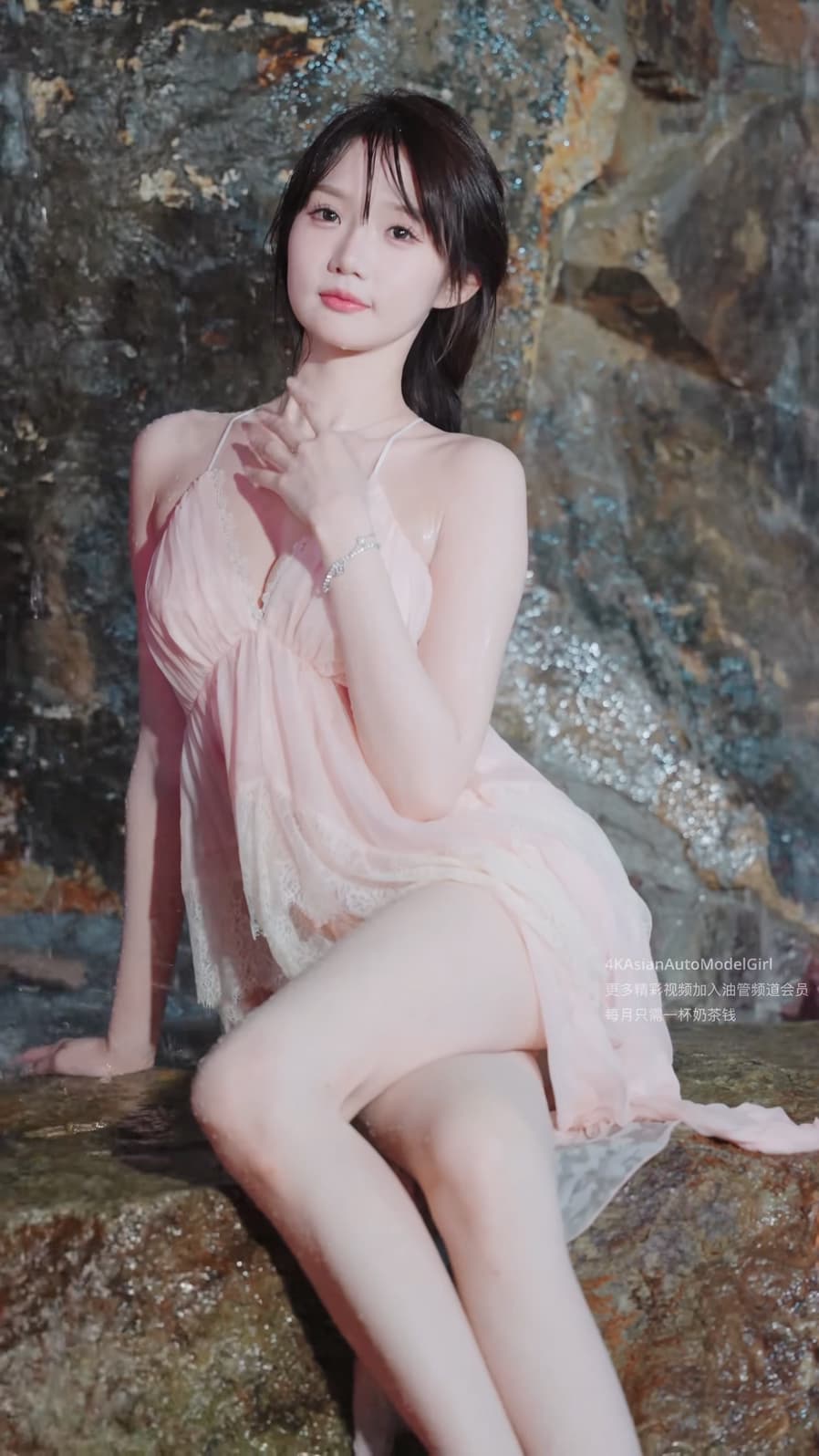 075.AsianAutomodelgirl·泳装写真