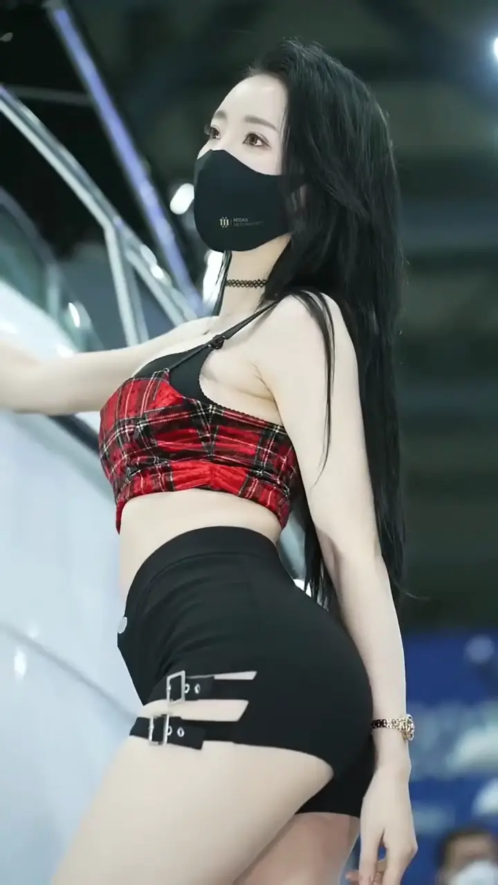 Auto Show Site韩国车模 레이싱 모 델Korean Beautiful Car Model