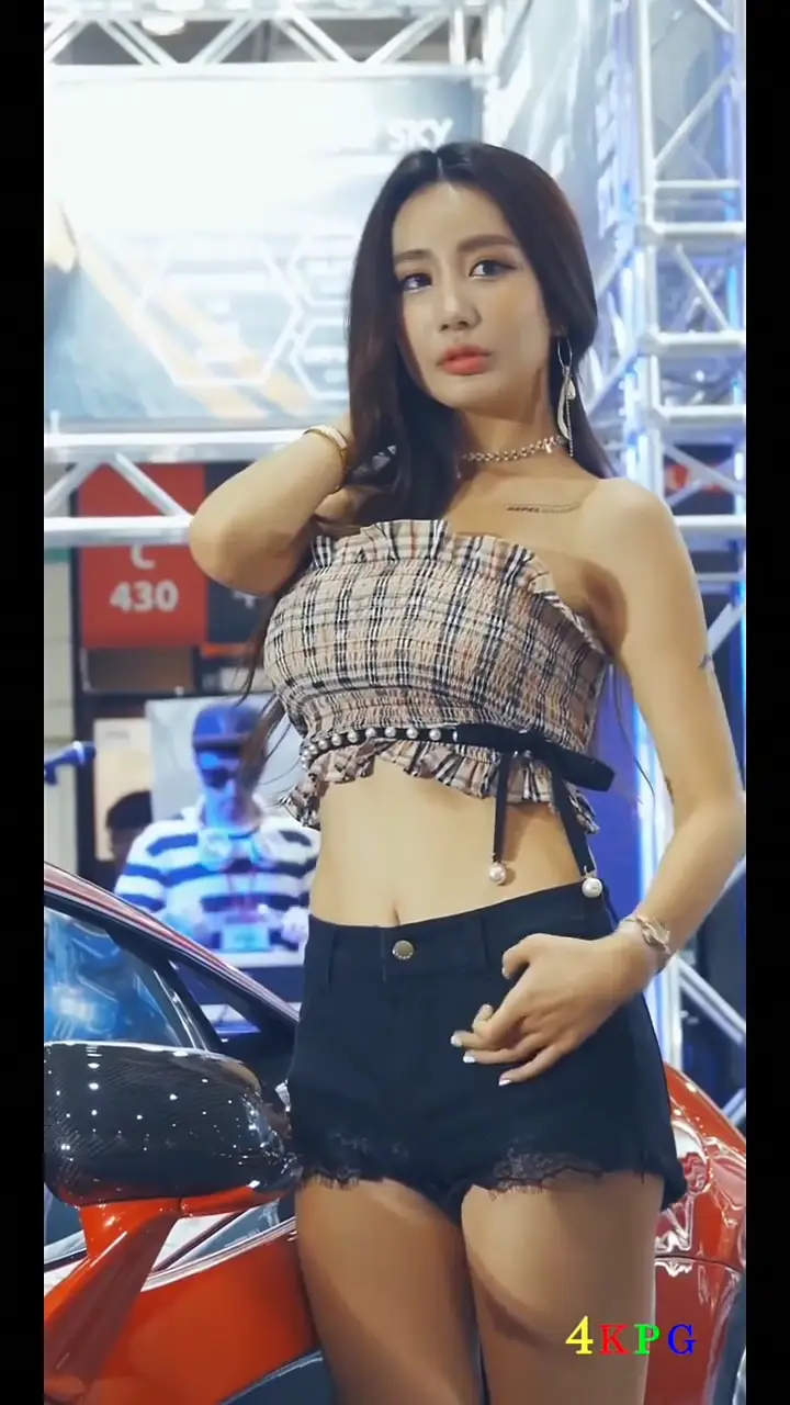 Auto Show Site韩国车模 레이싱 모 델Korean Beautiful Car Model